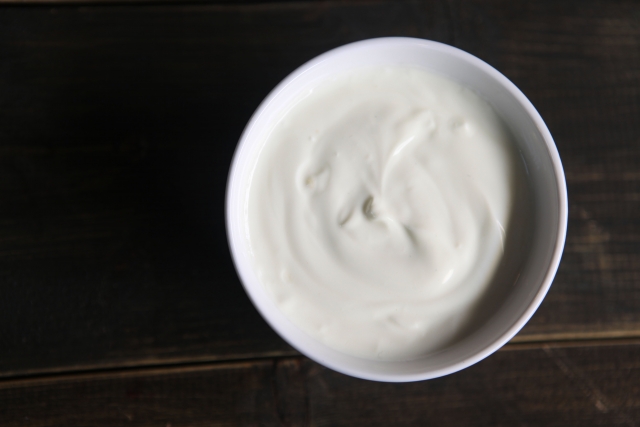 linseed-oil-yogurt