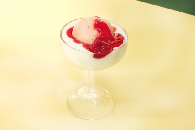 acai-banana-yogurt-smoothie