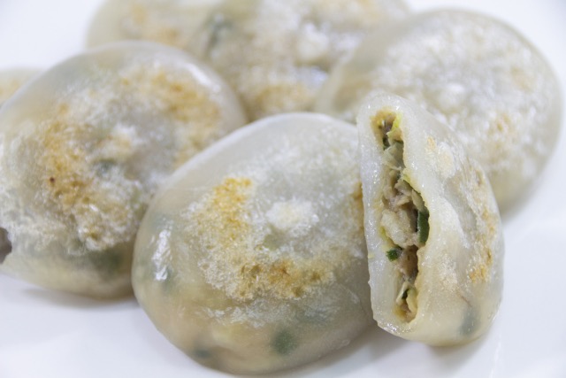 Chinese-chives-steamed-bun-of-Chinese-chives-and-prawns